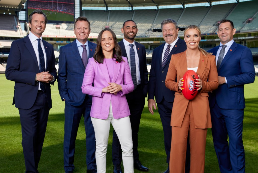 channel 7 afl commentators tonight live free